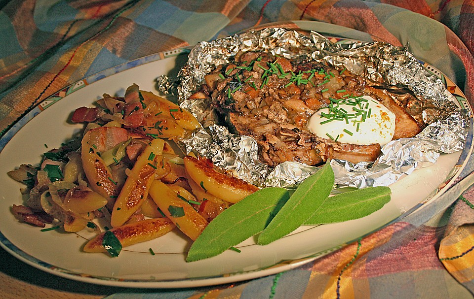 Kotelett mit Kräuterpilzen in Alufolie von Meer0563 | Chefkoch.de