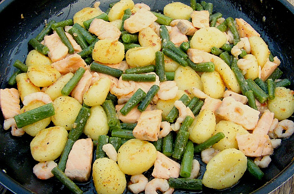 Gnocchi - Pfanne mit Lachs, Shrimps und Bohnen | Chefkoch.de
