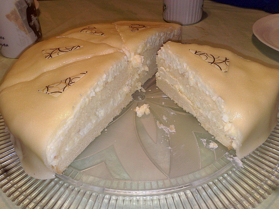 Bayrisch - Creme Torte von Powerpaulinchen | Chefkoch.de