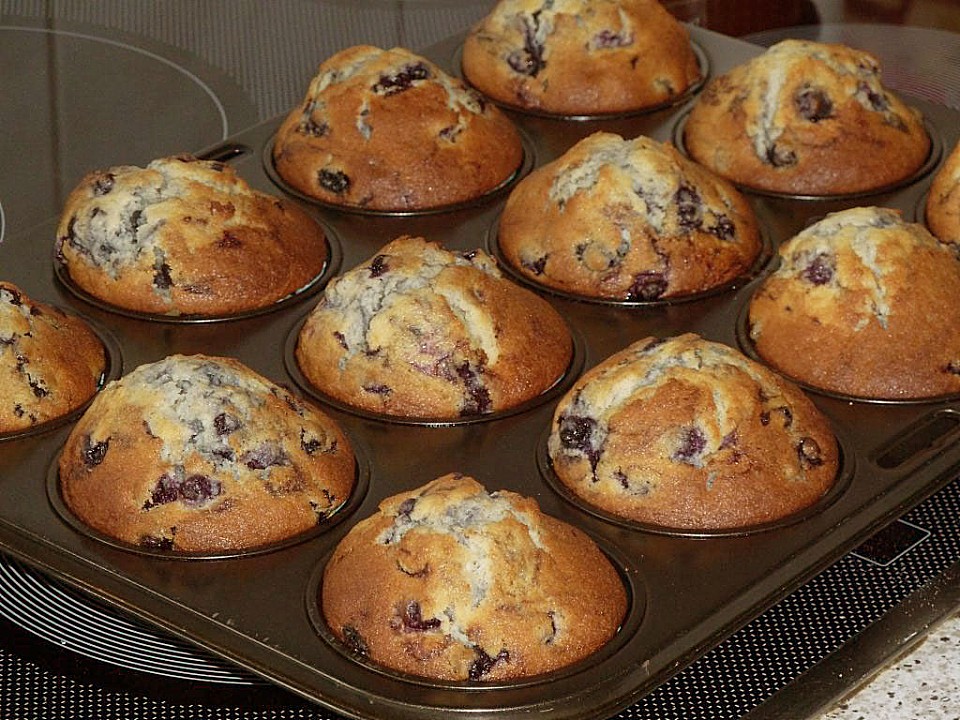 Weiße Schokoladen - Blaubeer Muffins von GoldenDust | Chefkoch.de