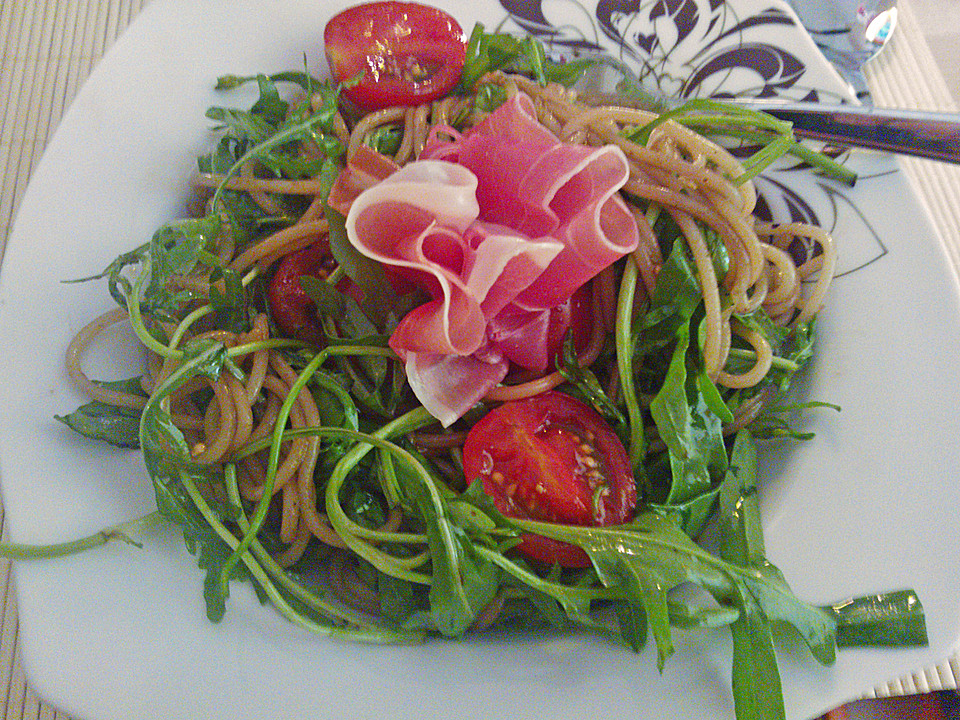 Spaghettisalat mit Rucola und Tomaten von FrlM | Chefkoch.de