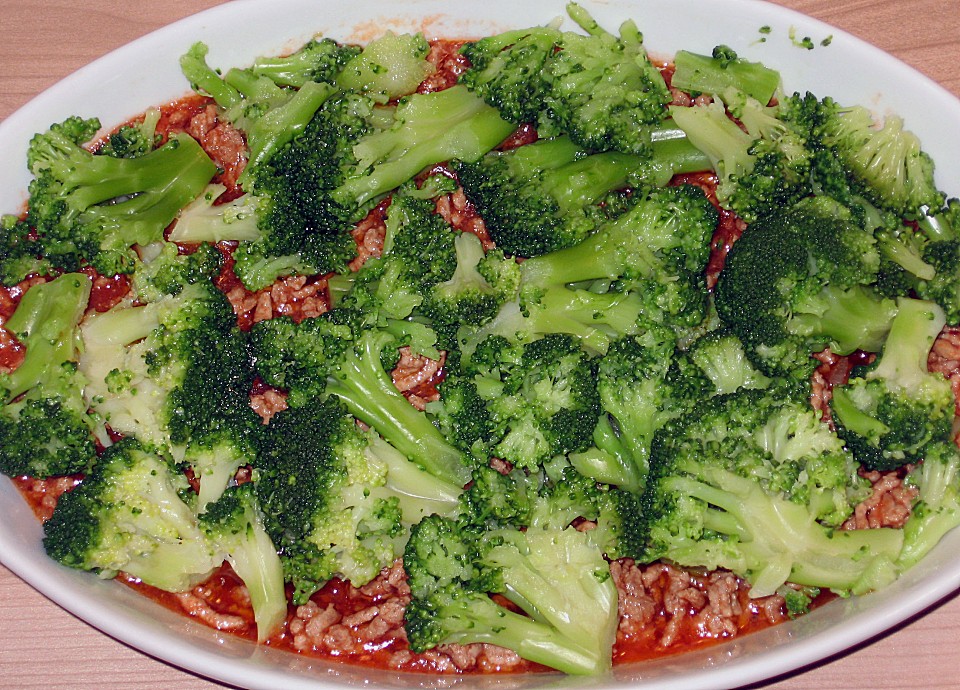 Brokkoli - Hackfleisch - Gratin von feuermohn | Chefkoch.de