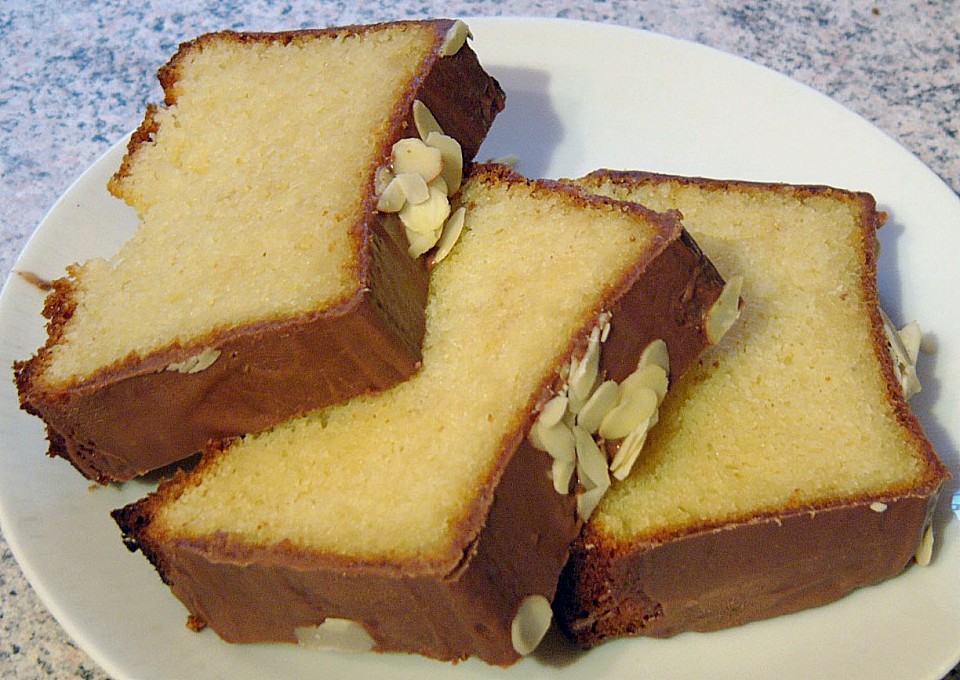 White Chocolate Almond Cake von alina1st Chefkoch.de