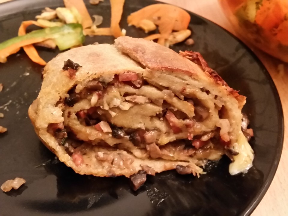 Dieters Knödel Roulade mit Pilz - Füllung von pro-vit | Chefkoch.de