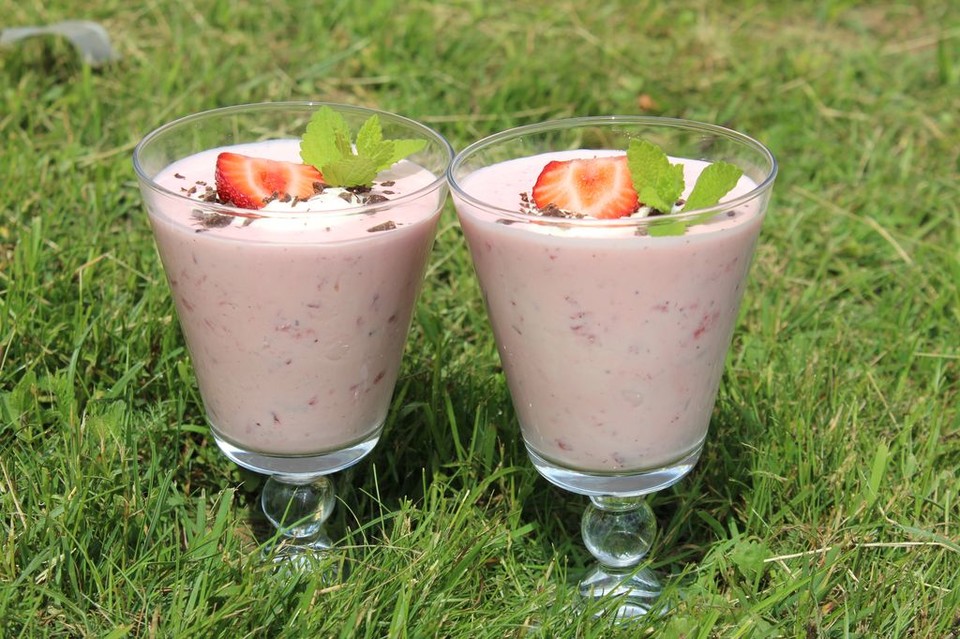 Erdbeer - Schokoladen - Dessert von romanasylvia | Chefkoch.de Erdbeer - Schokoladen - Dessert von romanasylvia | Chefkoch.de