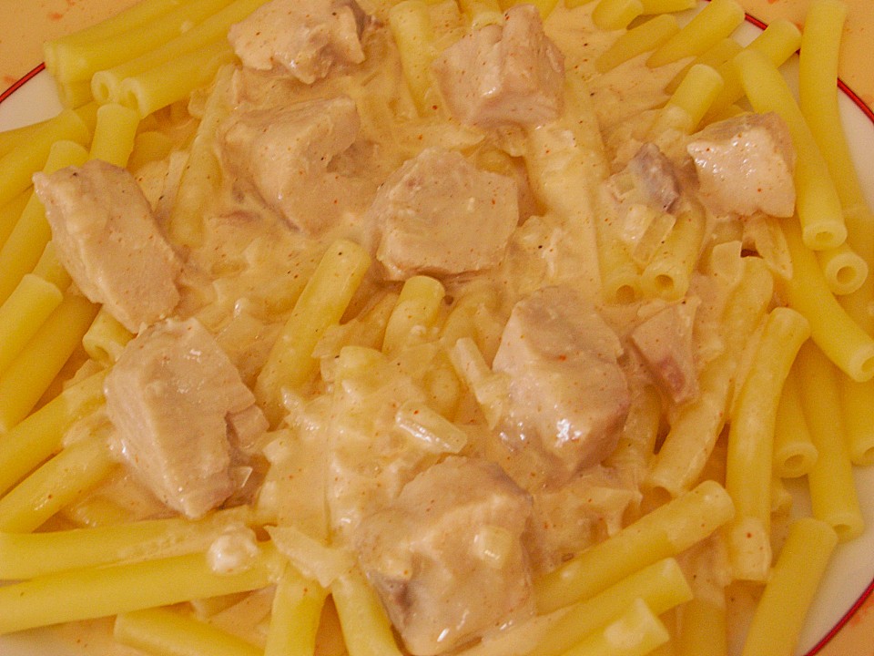 Rigatoni Mit Lachs Sahne Sauce Von Simone2 Chefkoch De