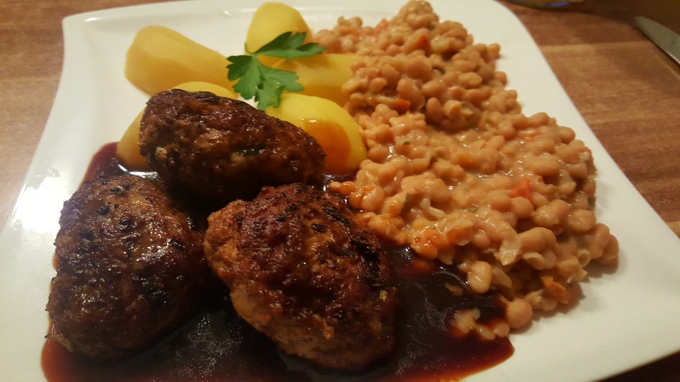 Bouletten bzw. Frikadellen mit Käse von Anne11116 | Chefkoch.de