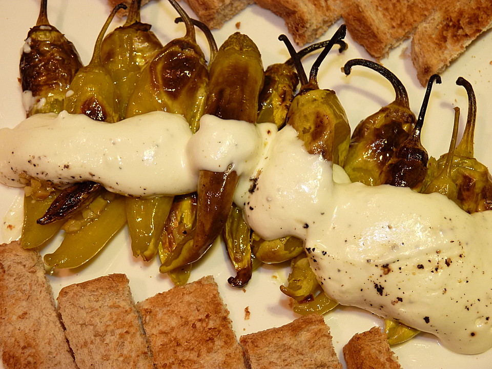 Gegrillte Peperonis auf Schafskäse von P1957E | Chefkoch.de