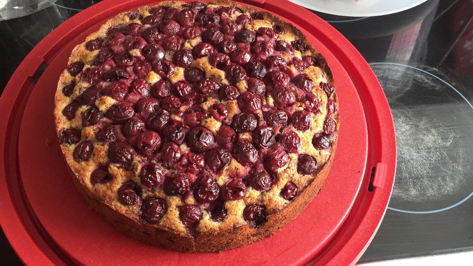 Nusskuchen mit Sauerkirschen von Geris | Chefkoch.de