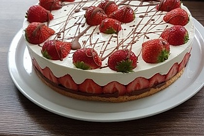 Erdbeer-Mascarpone-Torte 5