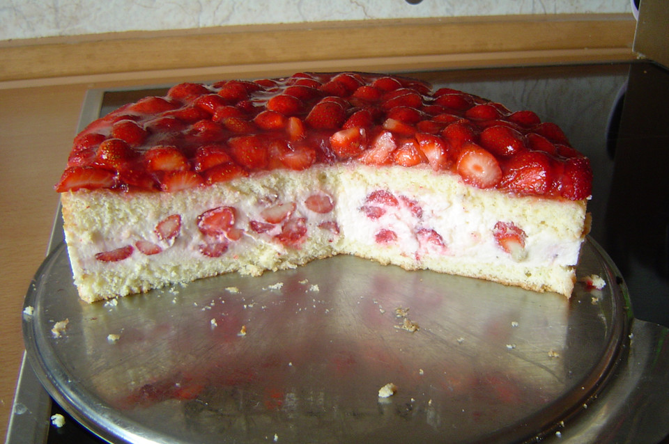 Erdbeer - Vanillesahne - Torte von fabienne | Chefkoch.de