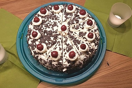 Schwarzwälder Kirschtorte 84