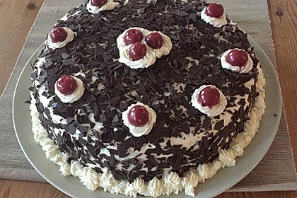 Schwarzwälder Kirschtorte 192