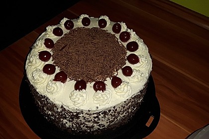 Schwarzwälder Kirschtorte 16