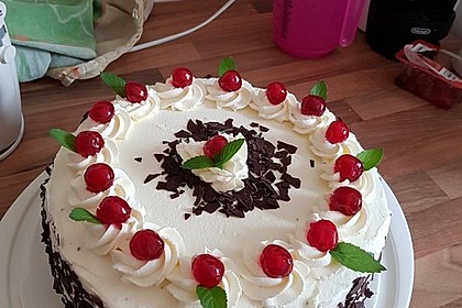 Schwarzwälder Kirschtorte 17