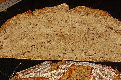 Hausgemachtes Roggenbrot 2