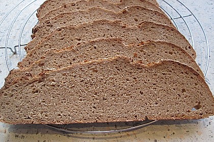 Hausgemachtes Roggenbrot 8