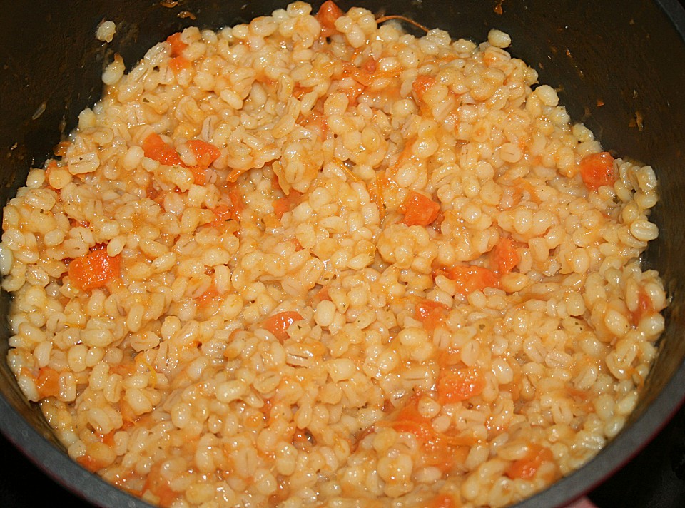 Graupen mit Tomate und Möhren - Ein schönes Rezept | Chefkoch.de
