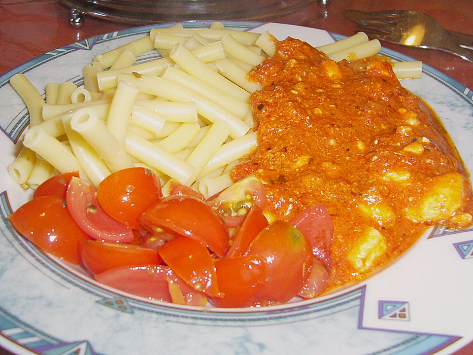 Spaghetti mit rotem Pesto und Schafskäse von frostifrost Chefkoch.de Spaghetti mit rotem Pesto und Schafskäse von frostifrost Chefkoch.de