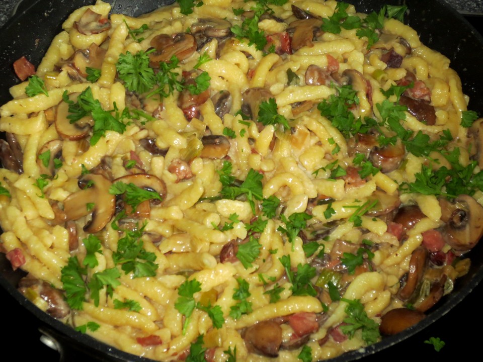 Schnelle Spätzlepfanne mit Pilzen und Lauch von Anjamo | Chefkoch.de