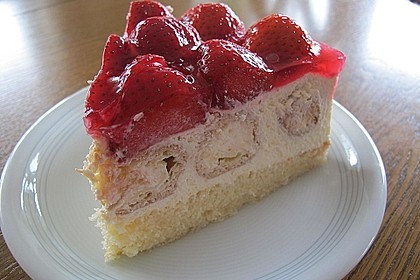 Windbeutel-Torte 13