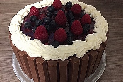 Windbeutel-Torte 9