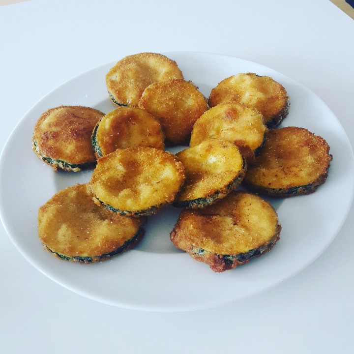 Panierte Zucchinischeiben - Ein beliebtes Rezept | Chefkoch.de