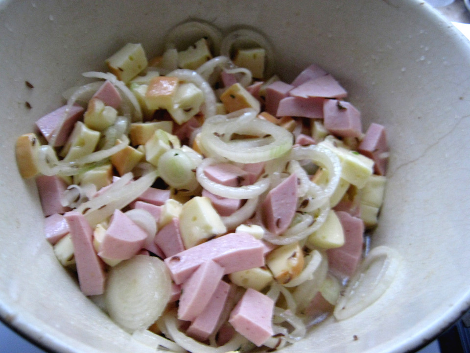 Herzhafter Limburger Käsesalat von tanja0506 | Chefkoch.de