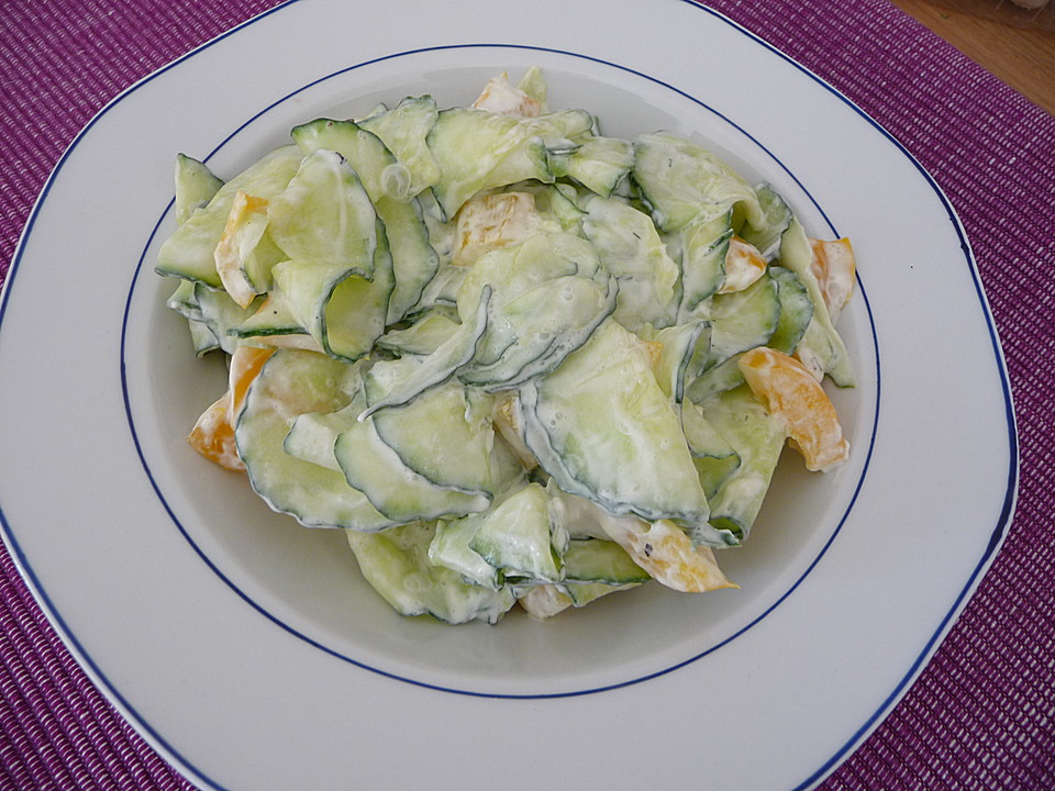 Ungarischer Gurkensalat von manujetter | Chefkoch.de