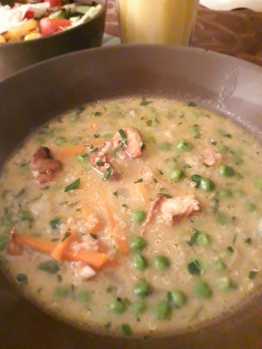 Erbsen - Kokos - Suppe mit Quinoa von fraggle79 | Chefkoch.de