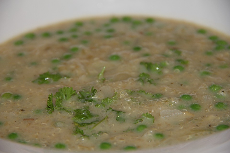 Erbsen - Kokos - Suppe mit Quinoa von fraggle79 | Chefkoch.de
