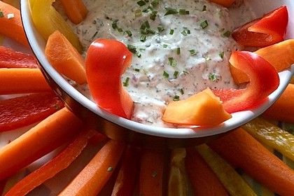 Kräuterdip zu Rohkost 2