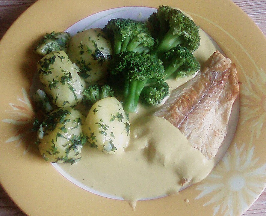 Kabeljaufilet mit Senfsoße und Petersilienkartoffeln von Frankenmäusle ...