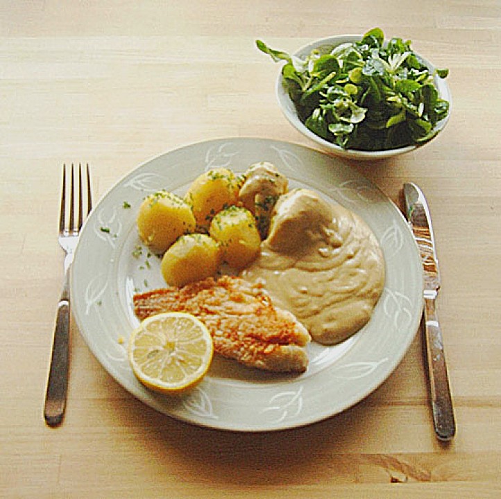 Kabeljaufilet mit Senfsoße und Petersilienkartoffeln von Frankenmäusle ...