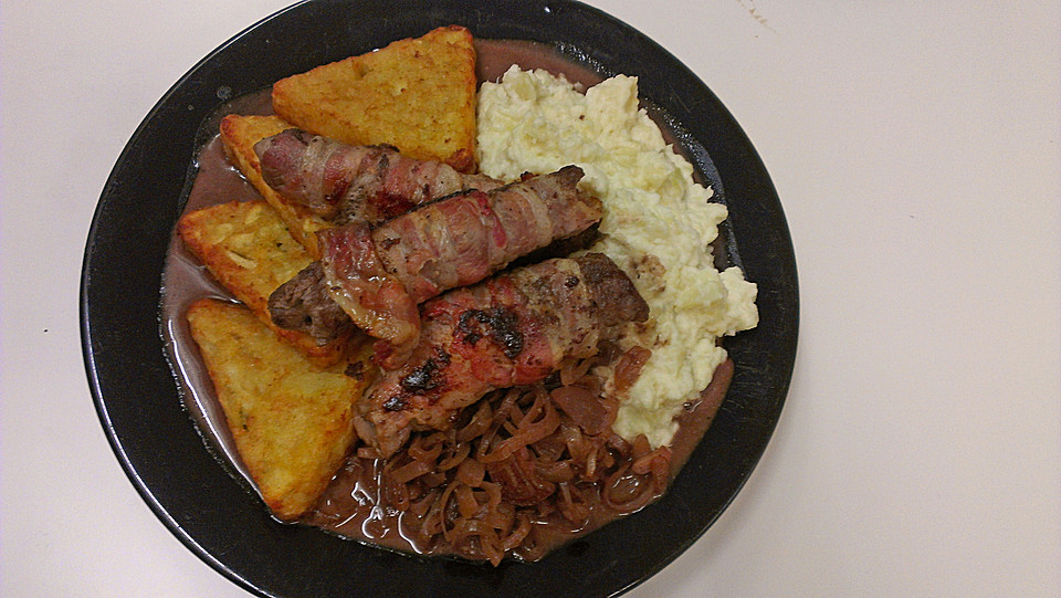 Rinderfilet in Rotweinsoße mit Selleriepüree und Rösti von chefkoch ...