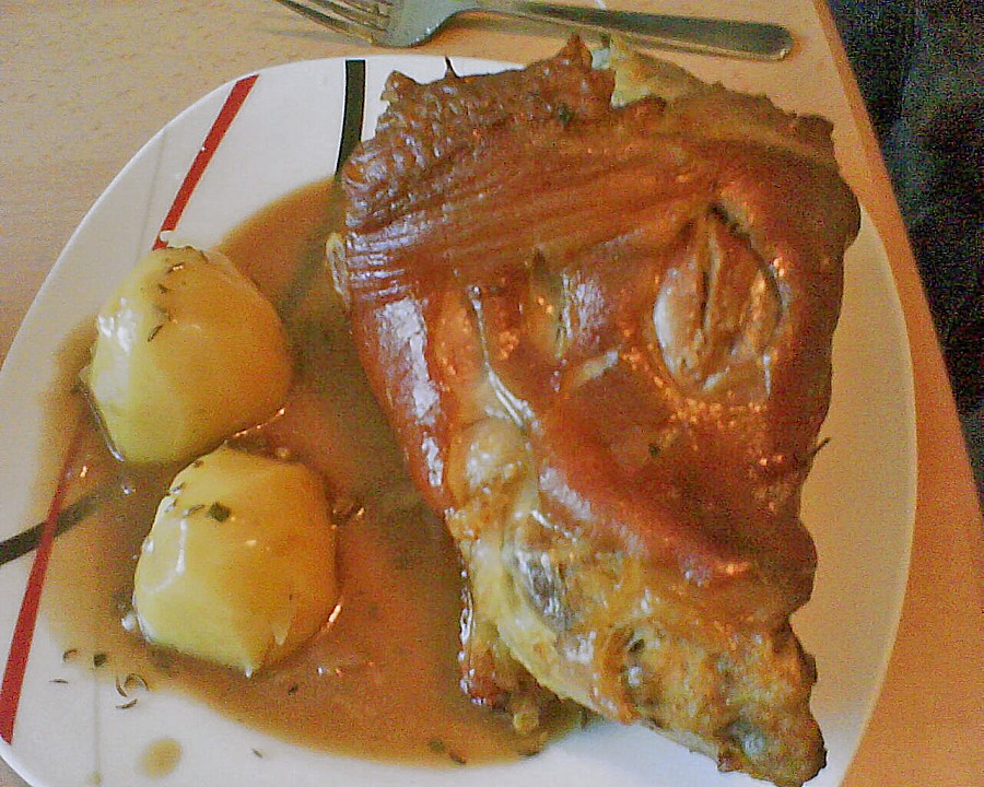 Schweinshaxe im Römertopf von Atze_Thon | Chefkoch.de