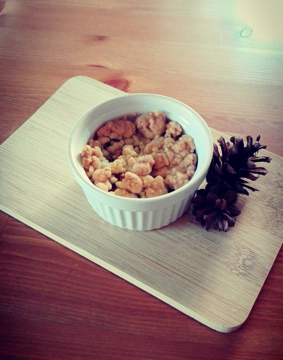 Apfel Crumble mit Vanilleeis von emeyer5 | Chefkoch.de