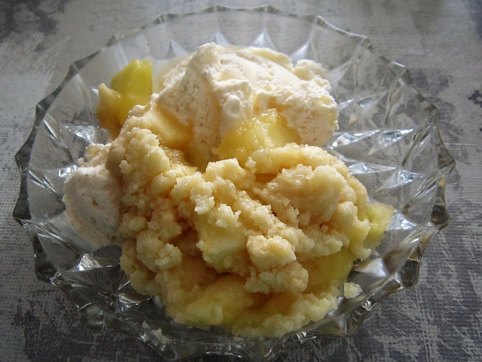 Apfel Crumble mit Vanilleeis von emeyer5 | Chefkoch.de