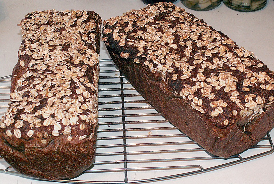 Schwarzbrot mit Sonnenblumenkernen von Gaby2704 | Chefkoch.de