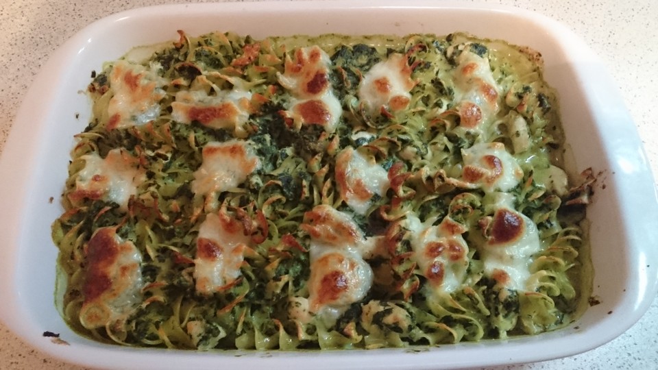 Spinatnudeln mit Mozarella überbacken von mica23 | Chefkoch.de