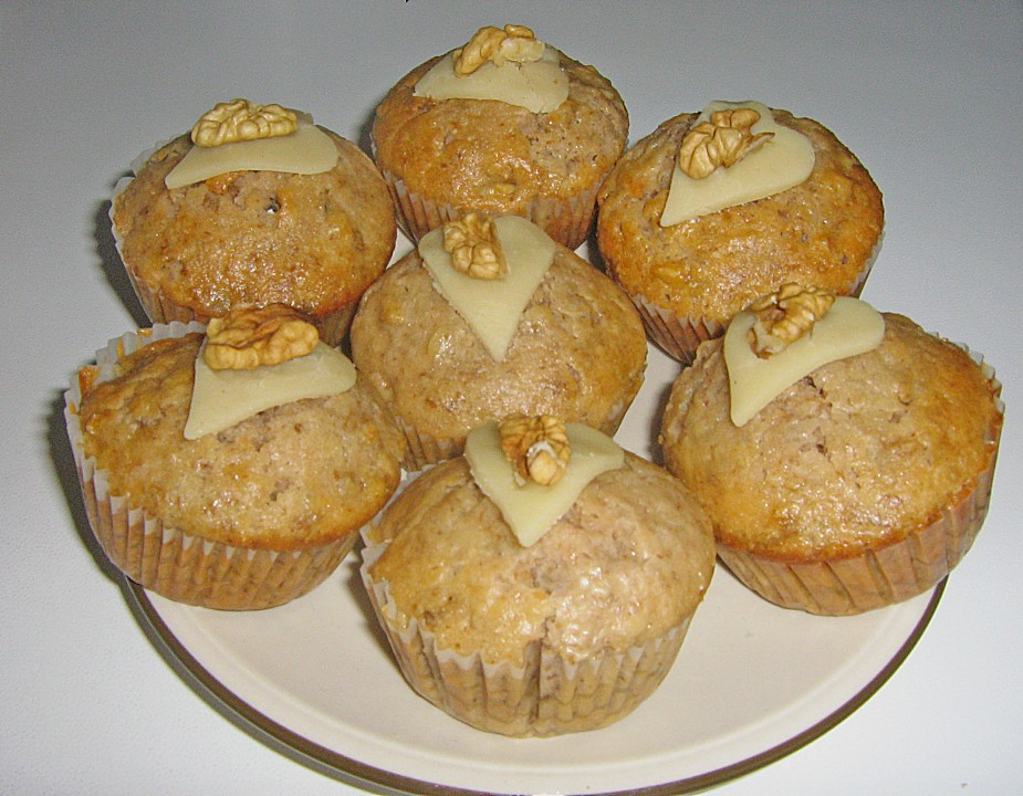 Walnuss - Ahornsirup - Muffins von Schattenfell0811 | Chefkoch.de