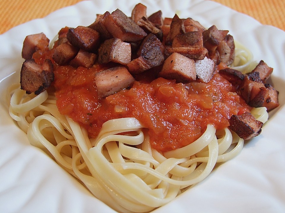 Nudeln mit selbstgemachter Tomatensoße | Chefkoch.de