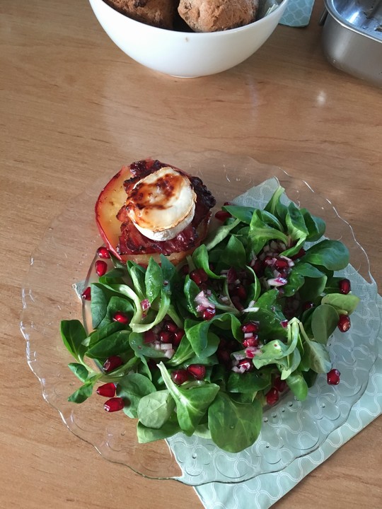 Überbackener Ziegenkäse mit Honigsauce von Minusch_83 | Chefkoch.de