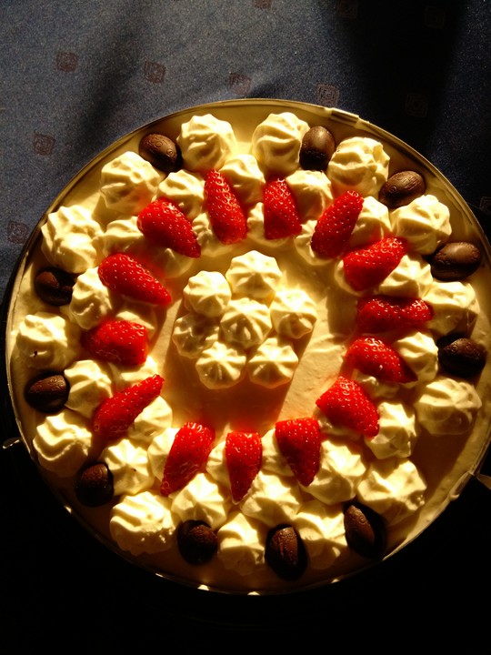 Käsesahne - Torte von lonchen | Chefkoch.de