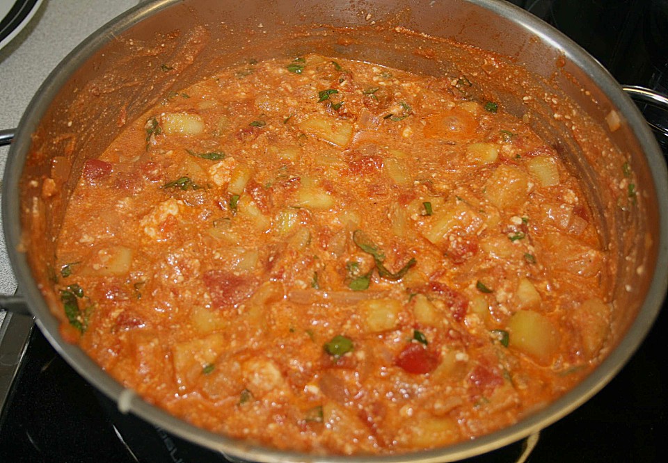 Pasta mit Schafskäse - Tomaten - Sauce von shajioko | Chefkoch.de