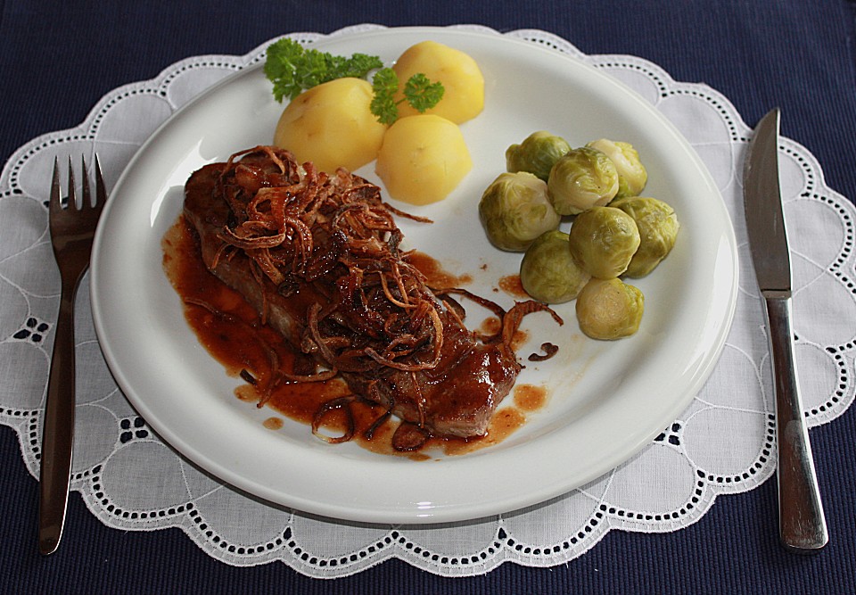 Rostbraten mit knusprigen Zwiebeln von linda33 | Chefkoch.de
