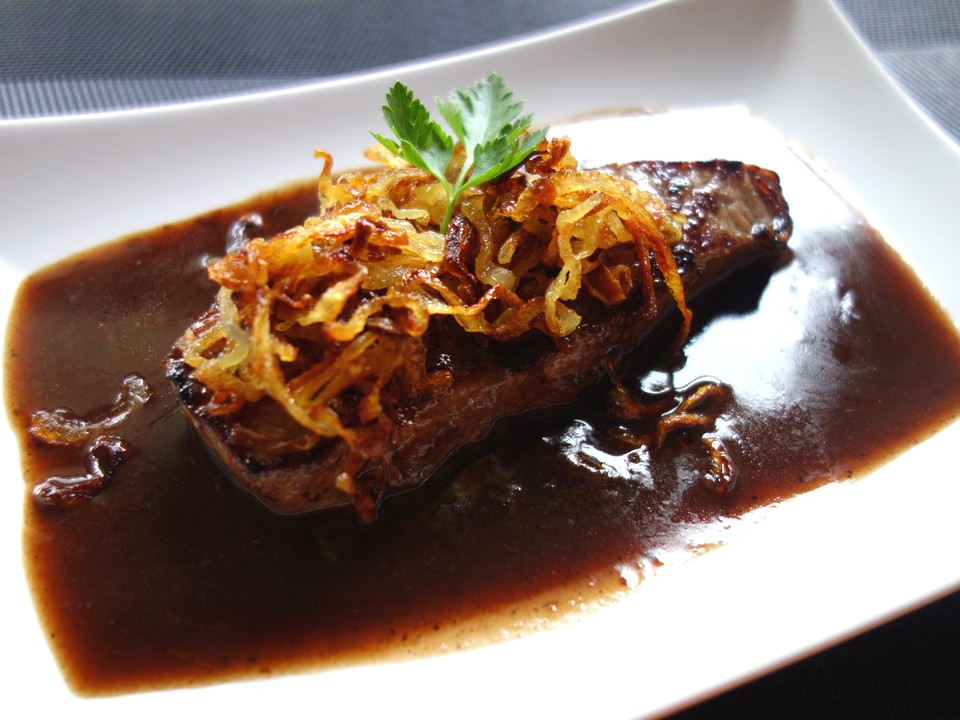 Rostbraten mit knusprigen Zwiebeln von linda33 | Chefkoch.de
