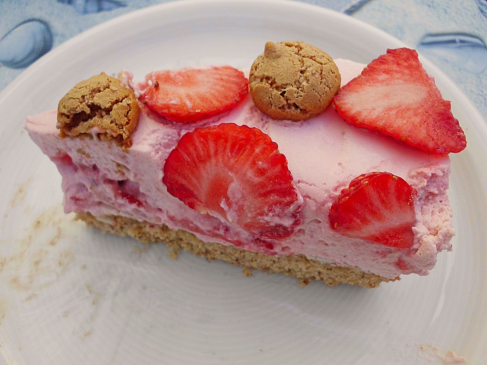 Erdbeer - Amarettini - Torte von Neoniehome | Chefkoch.de