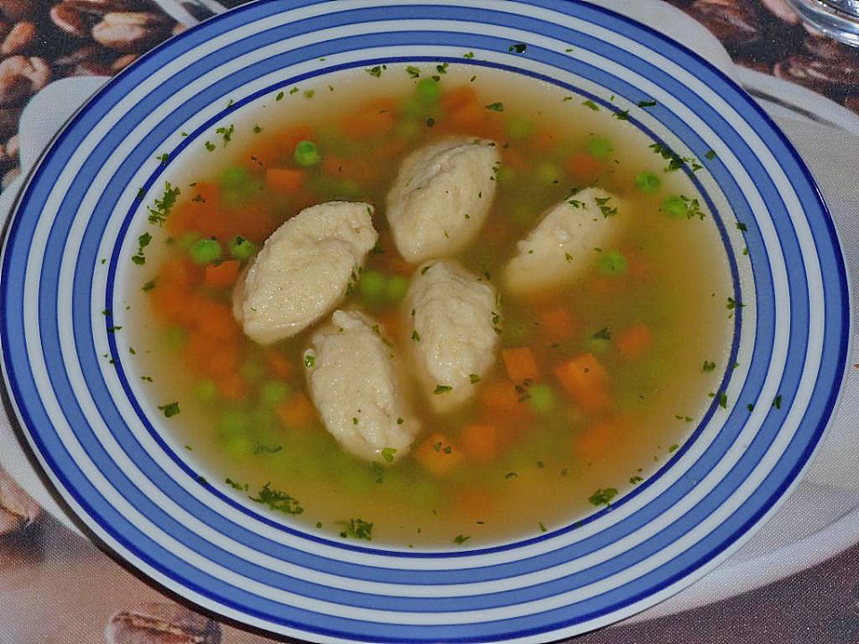 Schnelle Erbsensuppe mit Grießklößchen von 43tina | Chefkoch.de