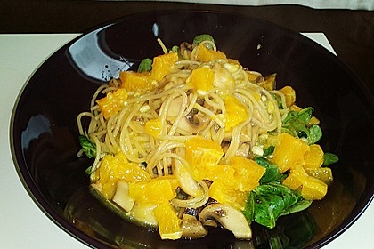 Salat mit Honigchampignons 47